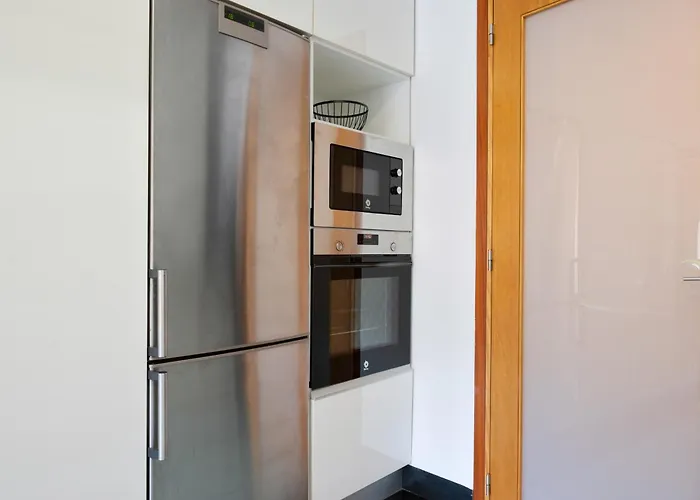 Ouro Views To Douro River Oporto