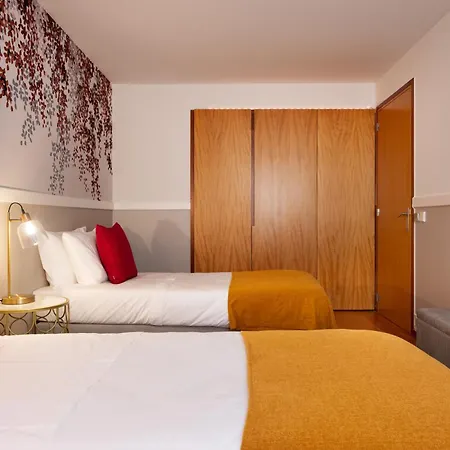 Ouro Views To Douro River *