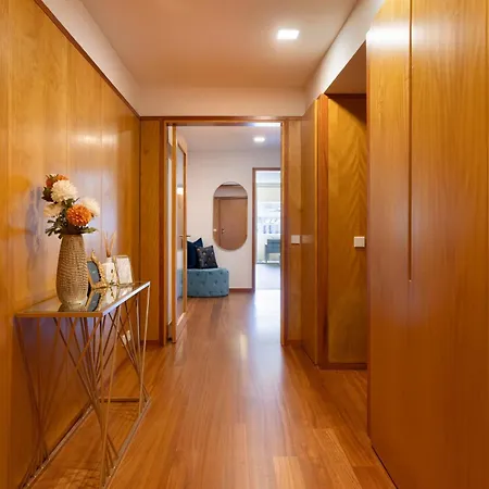 Ouro Views To Douro River *