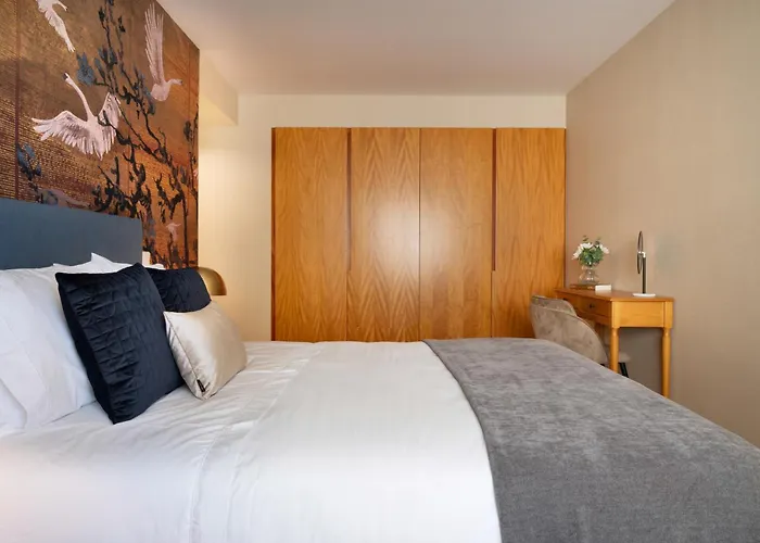 Ouro Views To Douro River *