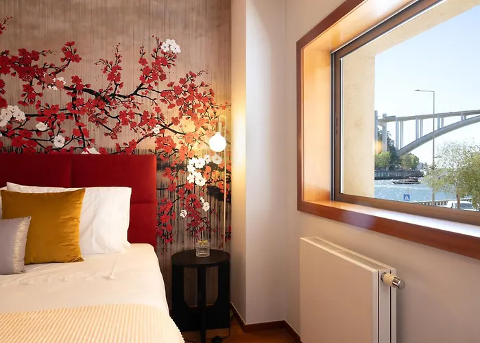 Ouro Views To Douro River *